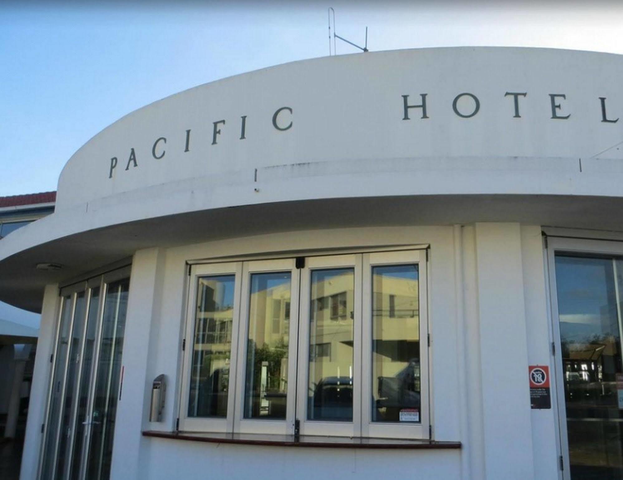 Pacific Hotel Ямба Екстер'єр фото